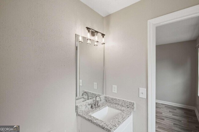 Building Photo - 218 Mill Creek Pl