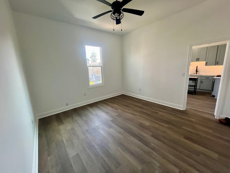 Building Photo - 157 W Angela St