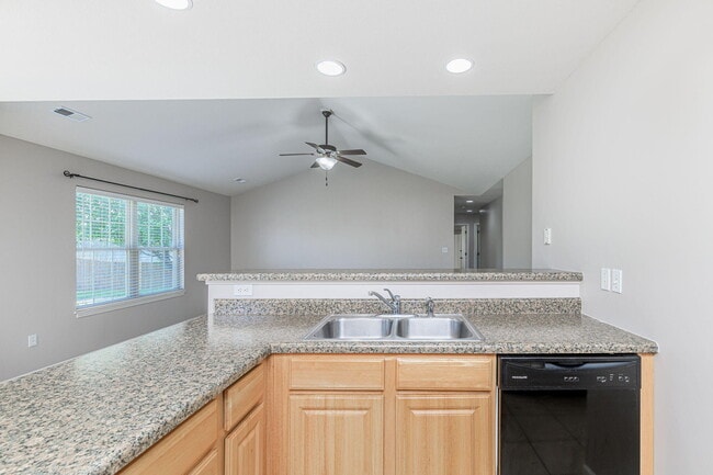 Building Photo - 5306 Silver Mill Dr