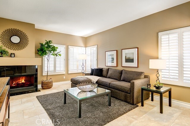 Building Photo - 2439 Paseo Circulo