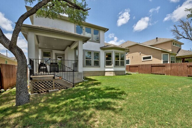Building Photo - 5813 Viejo Dr