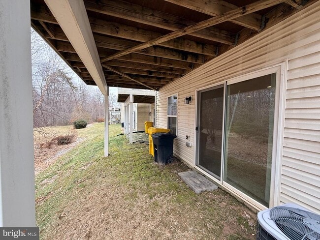 Building Photo - 7296 Dorchester Woods Ln