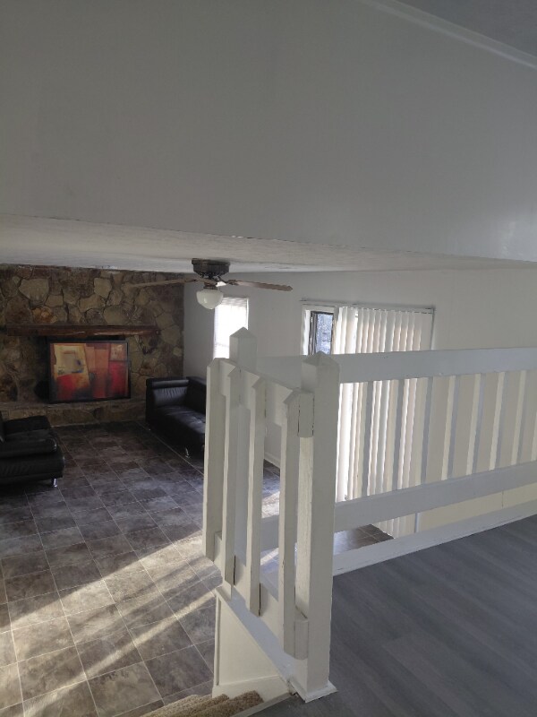 Building Photo - 975 Daisy Ct NW