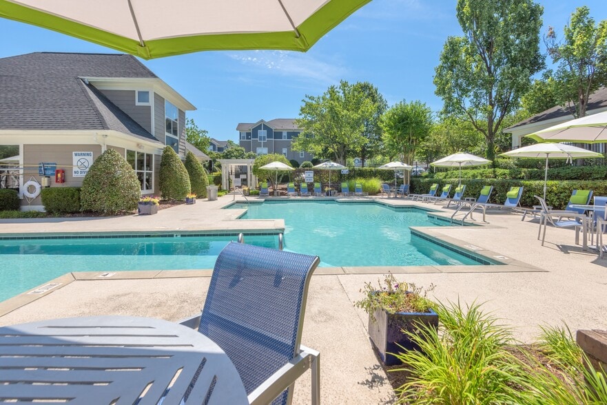 Alister Lake Lynn 6421 Campus Dr Raleigh NC 27613 Apartment Finder