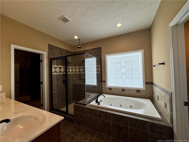Building Photo - 380 Stansbury Dr