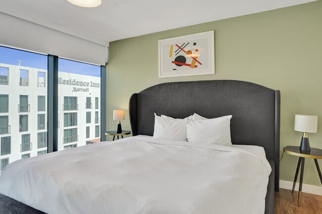 Building Photo - 1220 17th St