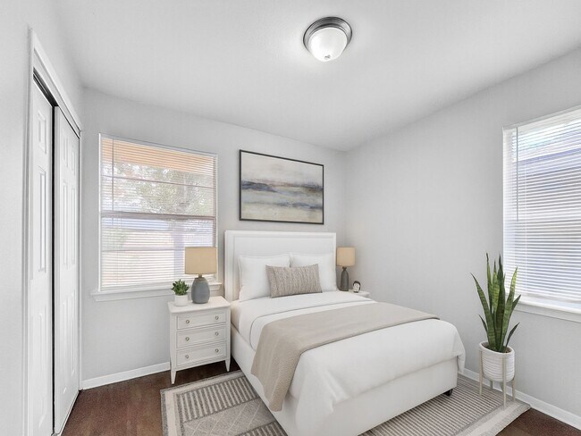Building Photo - Coming Soon! 4 BR/1BA | Newly Renovated Single Family Home | New Upgrades & Spacious Yard|In Mesq...