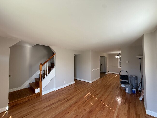 Building Photo - End Unit 3BR Townhome in Dundalk | Covered Porch, Fenced Yard, Central A/C + Off Street Parking