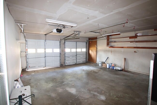 Building Photo - 3107 Moor Dr
