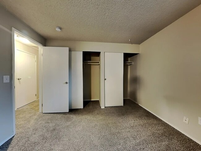 Building Photo - 31512 27th Ave SW