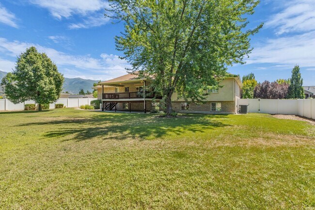 Building Photo - 1468 Flint Meadow Dr