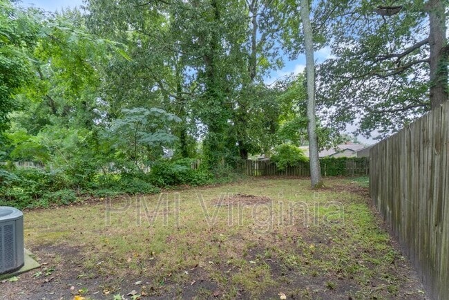 Building Photo - 3772 Pepperwood Ct