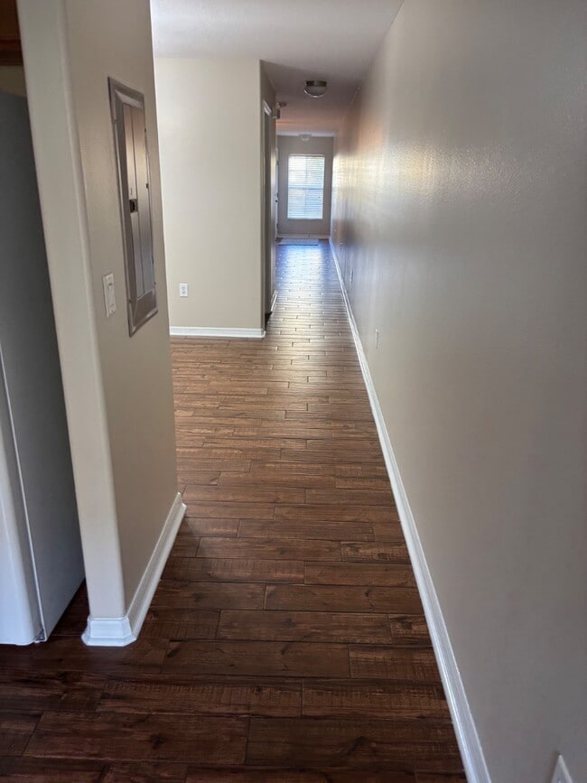 Building Photo - 5459 Quarry Rock Rd