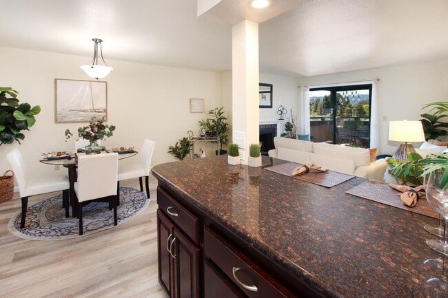 Building Photo - Prime Central Location / Available NOW!!!
