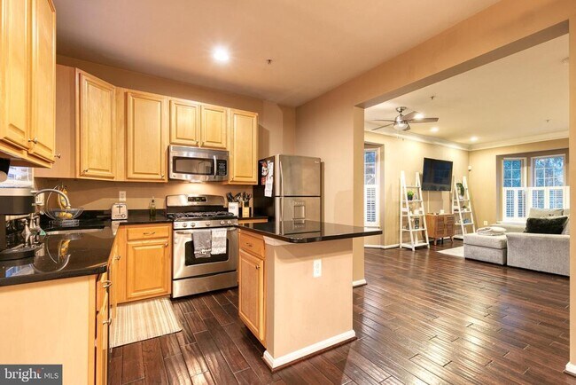 Building Photo - 2 Millhaven Ct