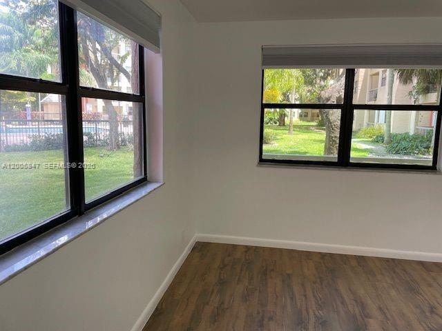 Building Photo - 8180 Geneva Ct