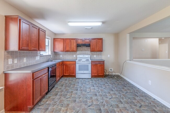 Building Photo - 20606 Bishops Gate Ln