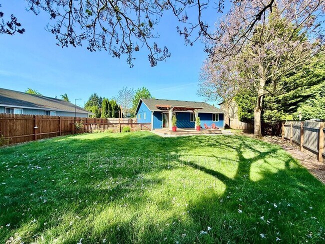 Building Photo - 9719 NE 60th Ave