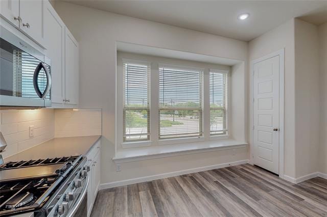 Building Photo - 16062 Doe Lk Dr