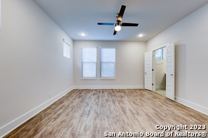 Building Photo - 204 Melrose Pl