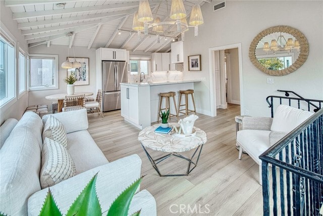 Building Photo - 410 Acacia Ave