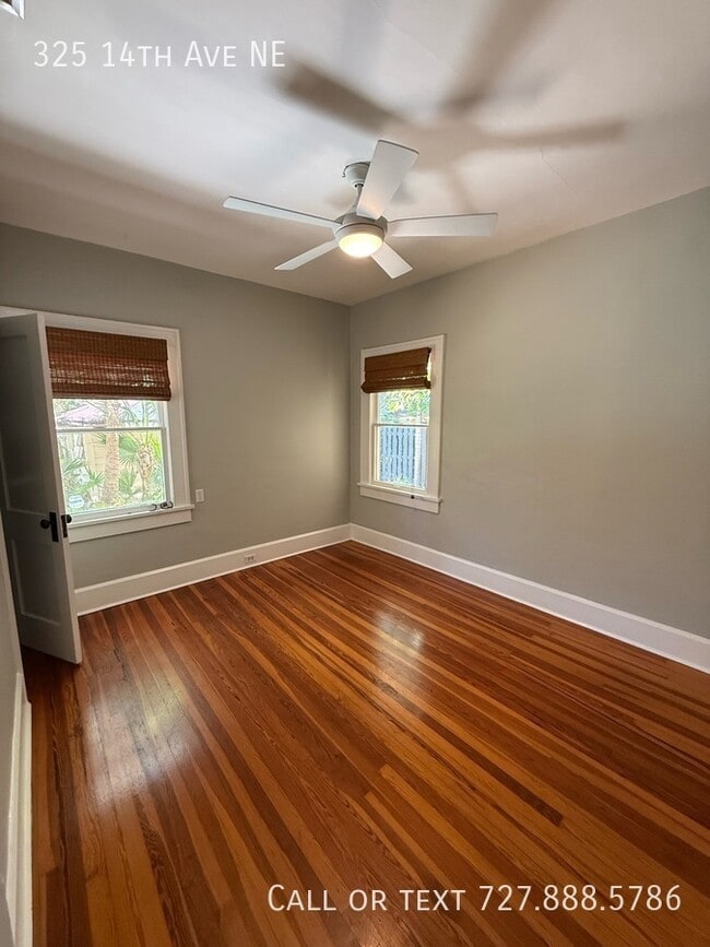 Building Photo - 325 14th Ave NE