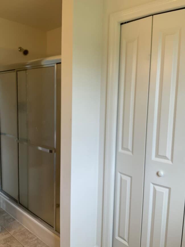Building Photo - 301 Reserve Ln