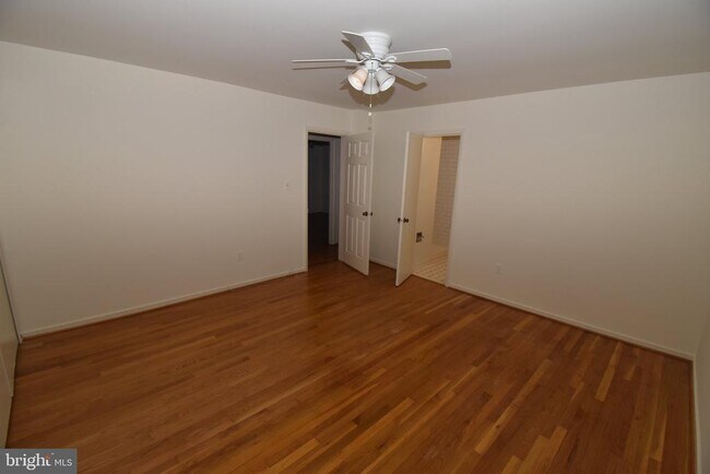 Building Photo - 1436 Greenmont Ct