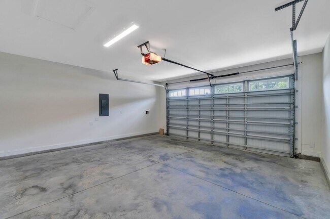 Building Photo - Hidden Gem in Margaritaville Available Imm...