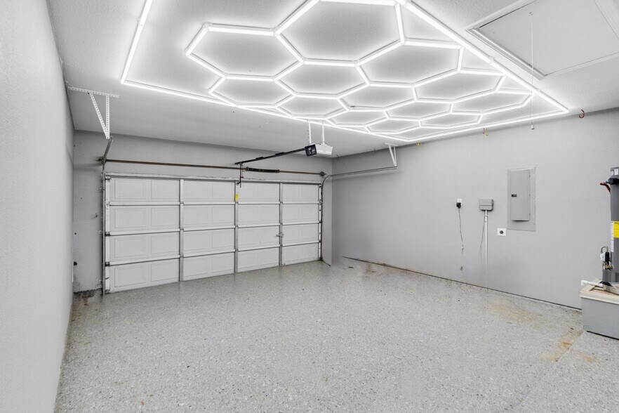 Building Photo - 5200 St Croix Ln