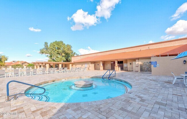 Building Photo - Discover comfortable seasonal living in Mesa, AZ with this well-appointed furnished & updated 2-b...