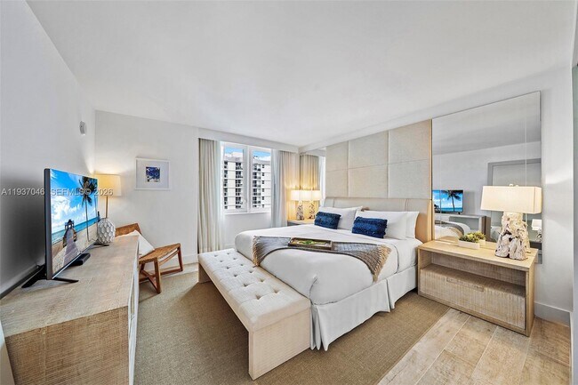 Building Photo - 102 24th St