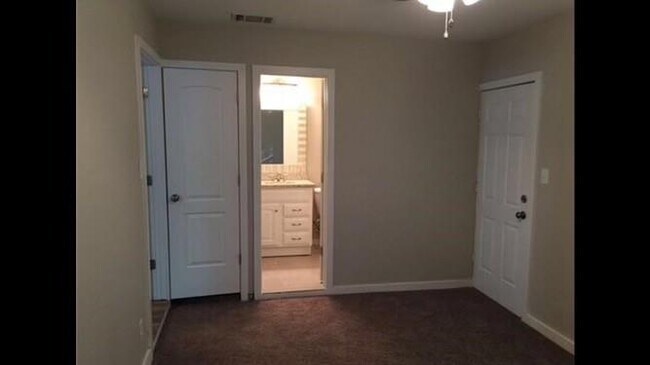 Building Photo - 311 Sheraton Ave