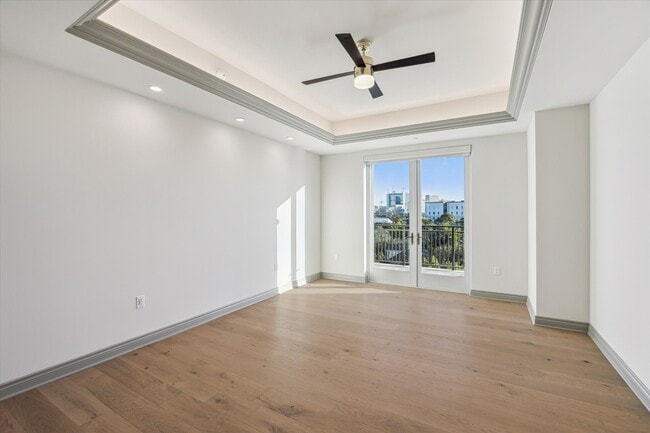 Building Photo - 1717 Bissonnet St