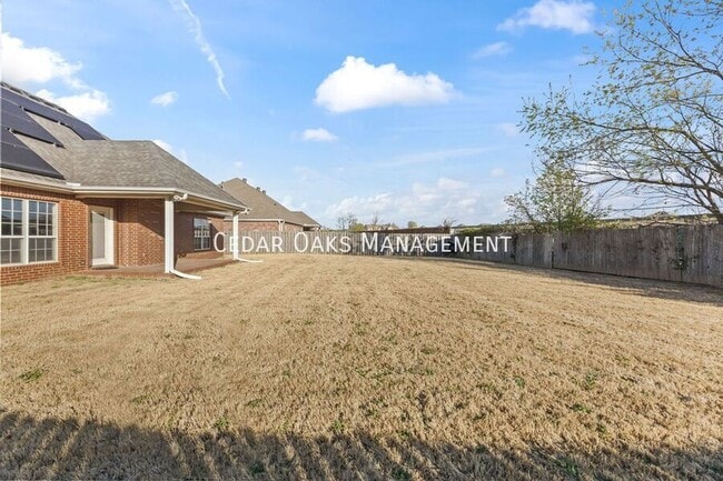 Building Photo - 6239 W Persimmon St