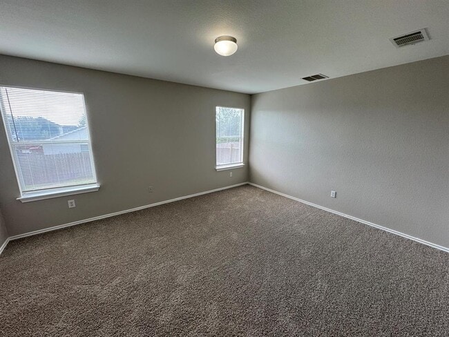 Building Photo - 6733 Plains Crest Dr
