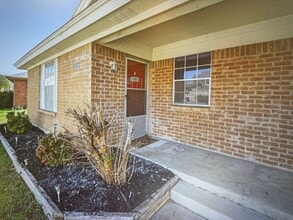 Building Photo - 1032 Tennessee Trail