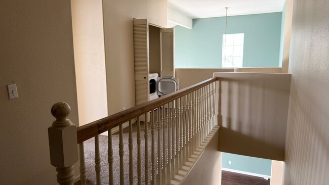 Building Photo - Spacious two-story home with functional layout and strong natural light in a well-maintained Ocea...