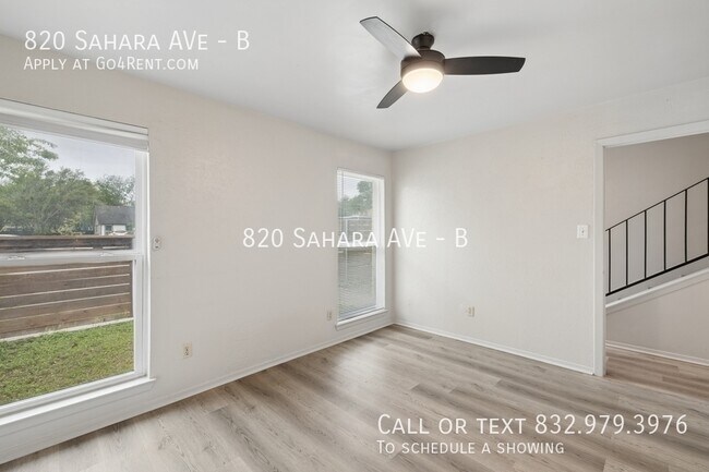 Building Photo - 820 Sahara Ave