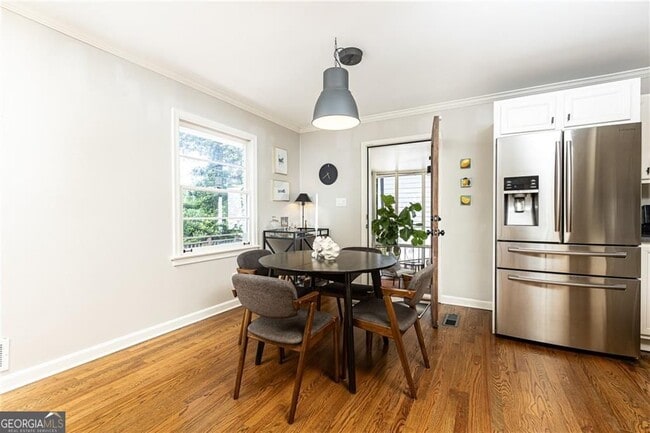 Building Photo - 1295 Lindenwood Ln NE