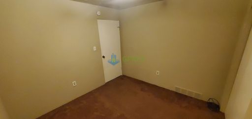 Building Photo - 2 Bed/1 Bath in Brackenridge