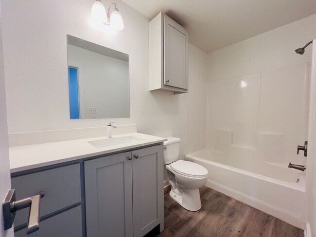 Building Photo - PRE-LEASING FOR JULY! Spacious 3-Bedroom Townhouse Near Texas Tech