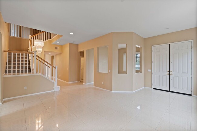 Building Photo - 8348 Barnwood Ln