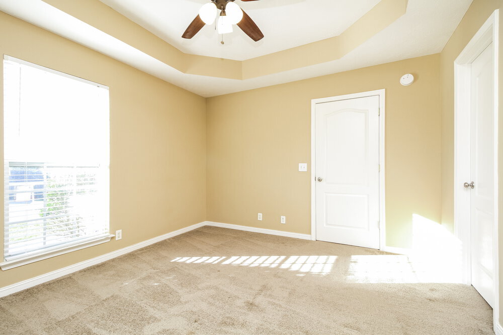 Building Photo - 1019 Somerset Trce