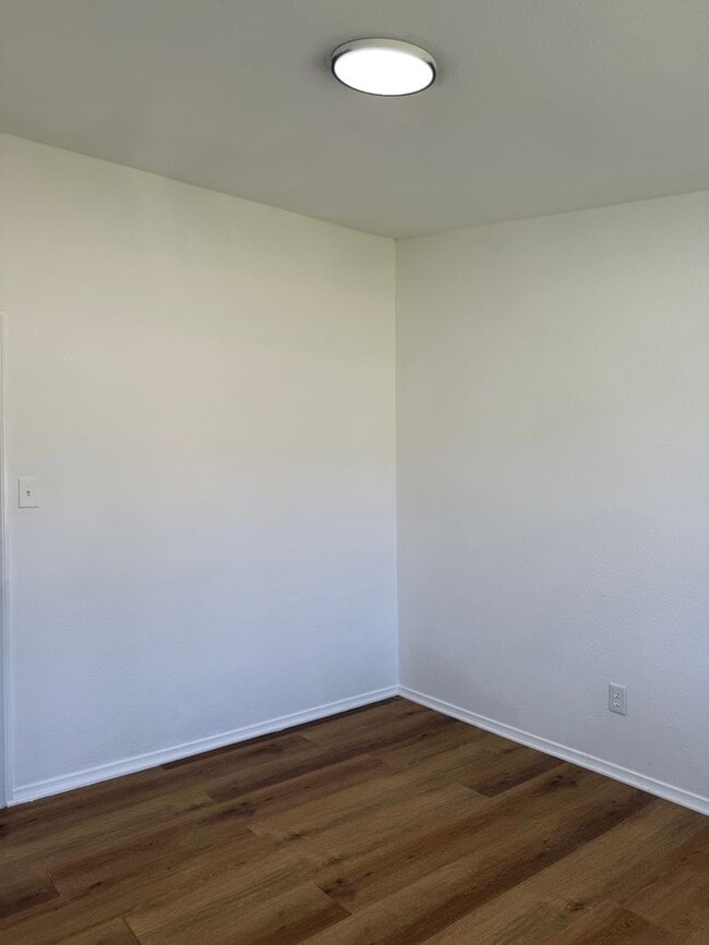 Building Photo - Charming 4-Bedroom Home for Rent in San Be...