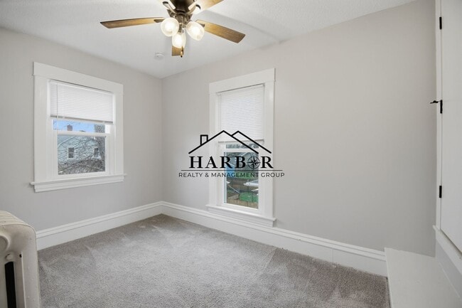 Building Photo - 401 3rd Ave SW