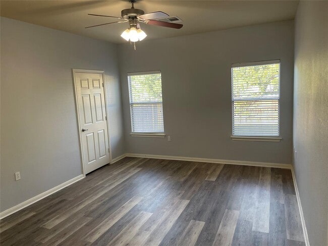 Building Photo - 7440 Montezuma St