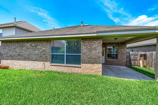 Building Photo - 19807 Heron Shadow Ct