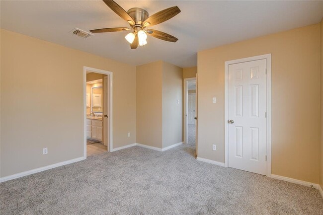 Building Photo - 4006 Forest Birch Ct