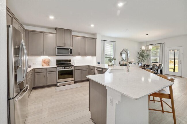 Building Photo - 4648 Padula Dr